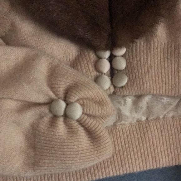 1950s Bernhard Altmann Light Brown Cashmere Cropped Cardigan with Mink Collar - Picture 2 of 5